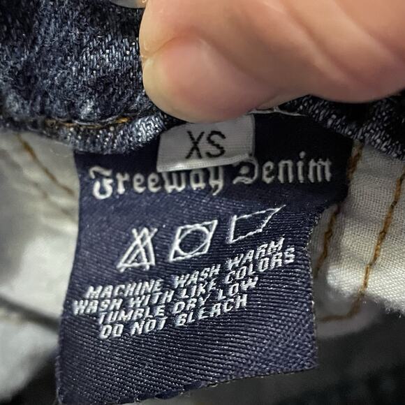 Freeway Denim Jean Mini Skirt Size XS Vintage Y2K Embroidered Boho Western Rave - Picture 7 of 9